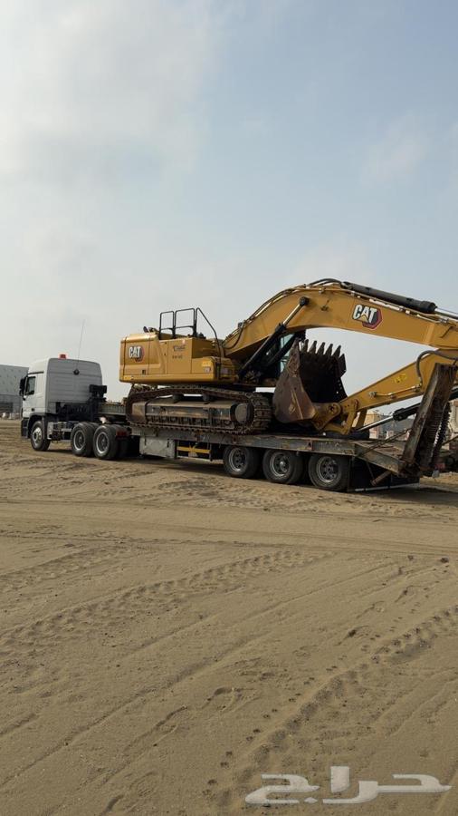 Available trailers in Jazan for transporting equipment and trucks in any direction63613933916161112