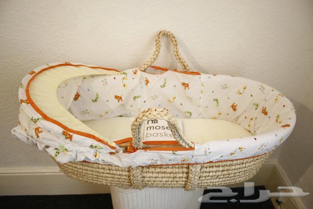 Moses' basket is a cradle for newborn babies made of wicker.63402945687681111