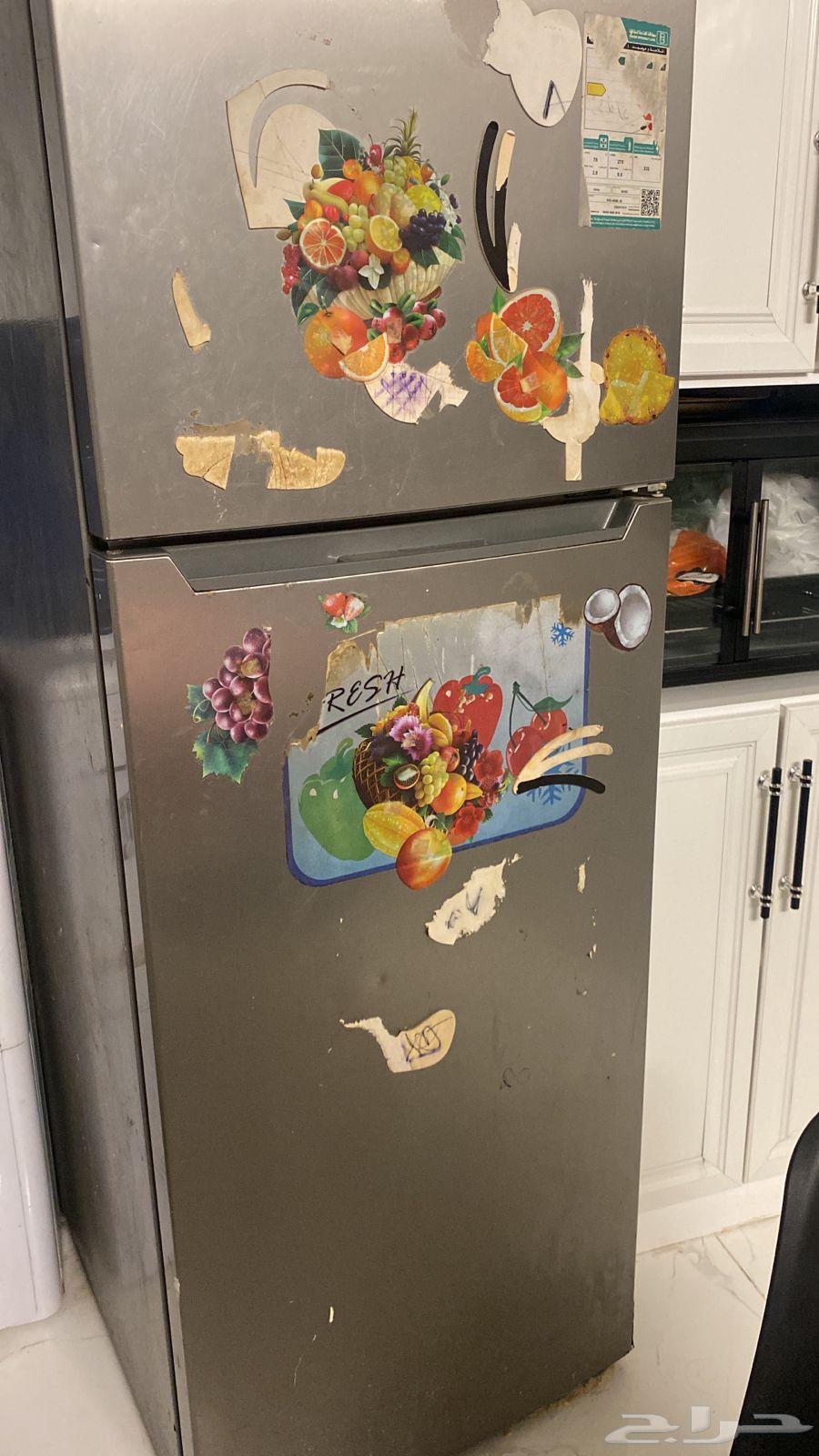A cold refrigerator with a slight ammonia leak63859492787715111