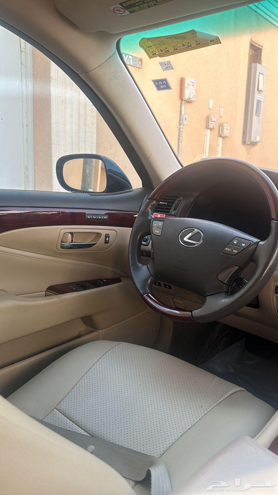 Lexus LS 460 Full Option64101899123201110