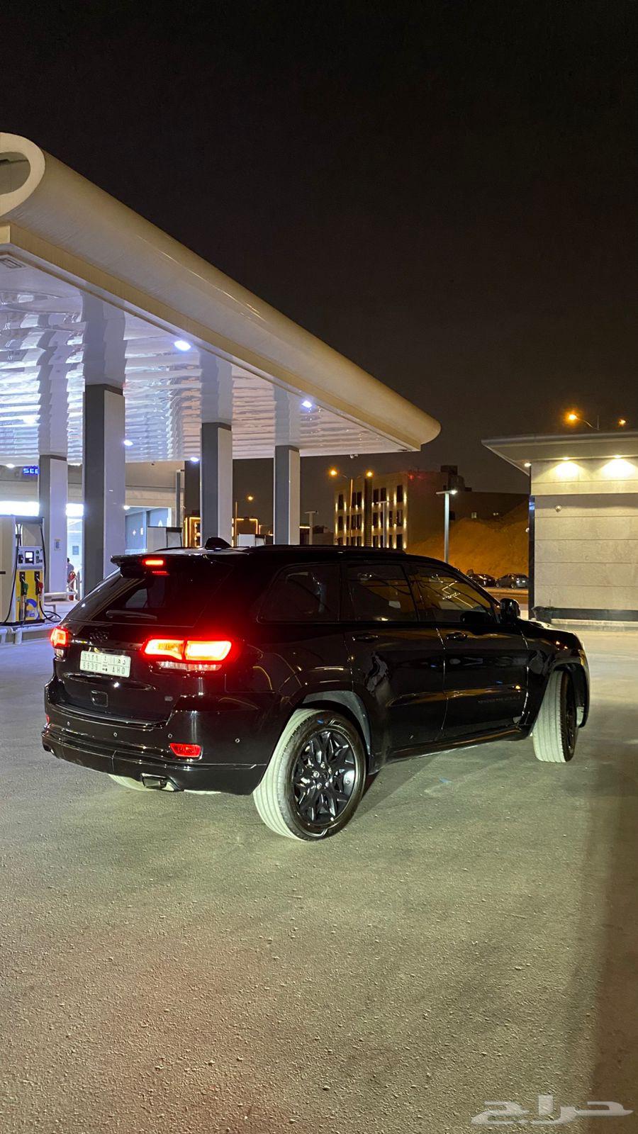 جيب شروكي S بلاك اديشن64101901040385110