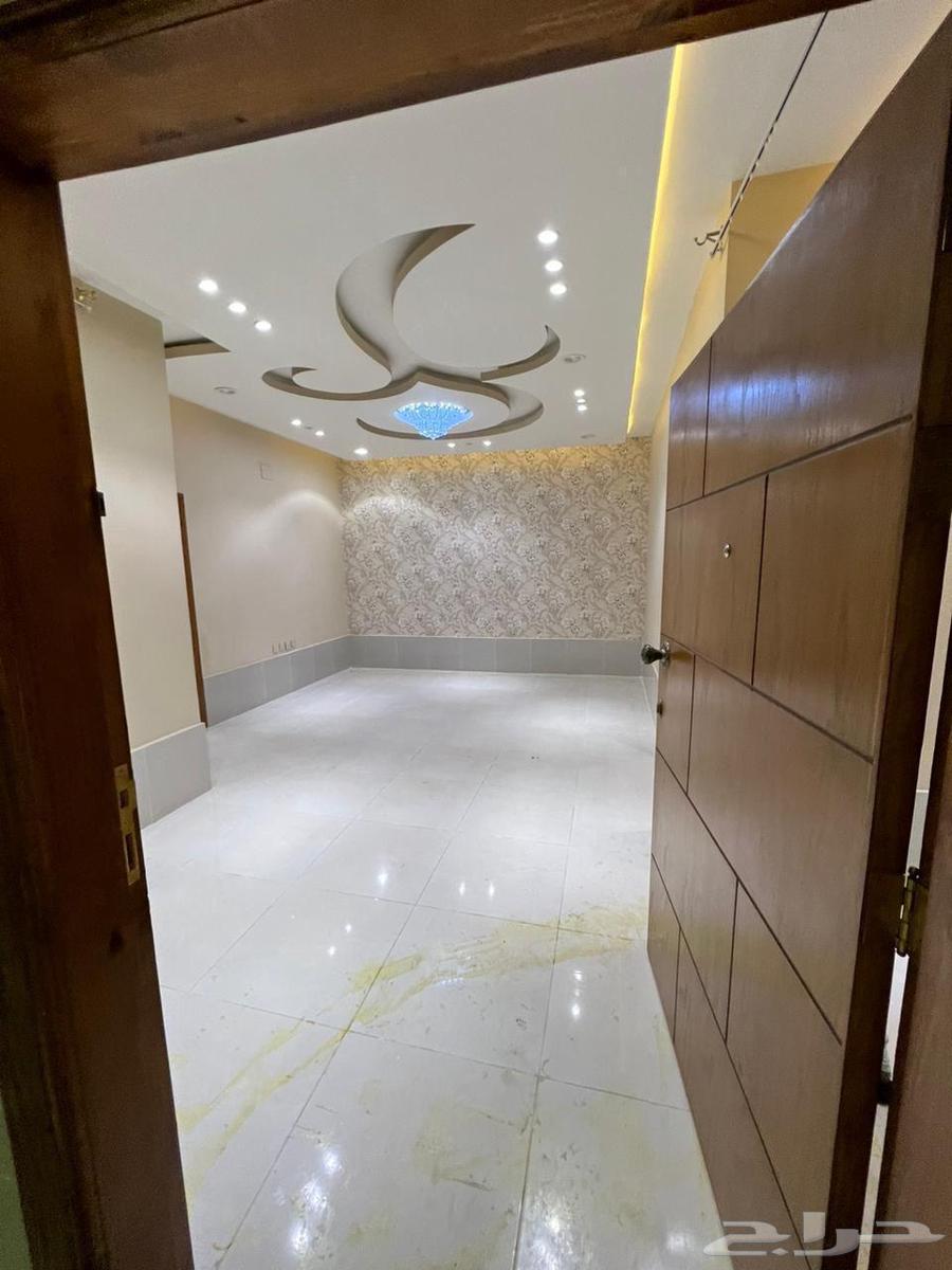 Two-story building with annex for sale in Al-Aqiq63612333203074113