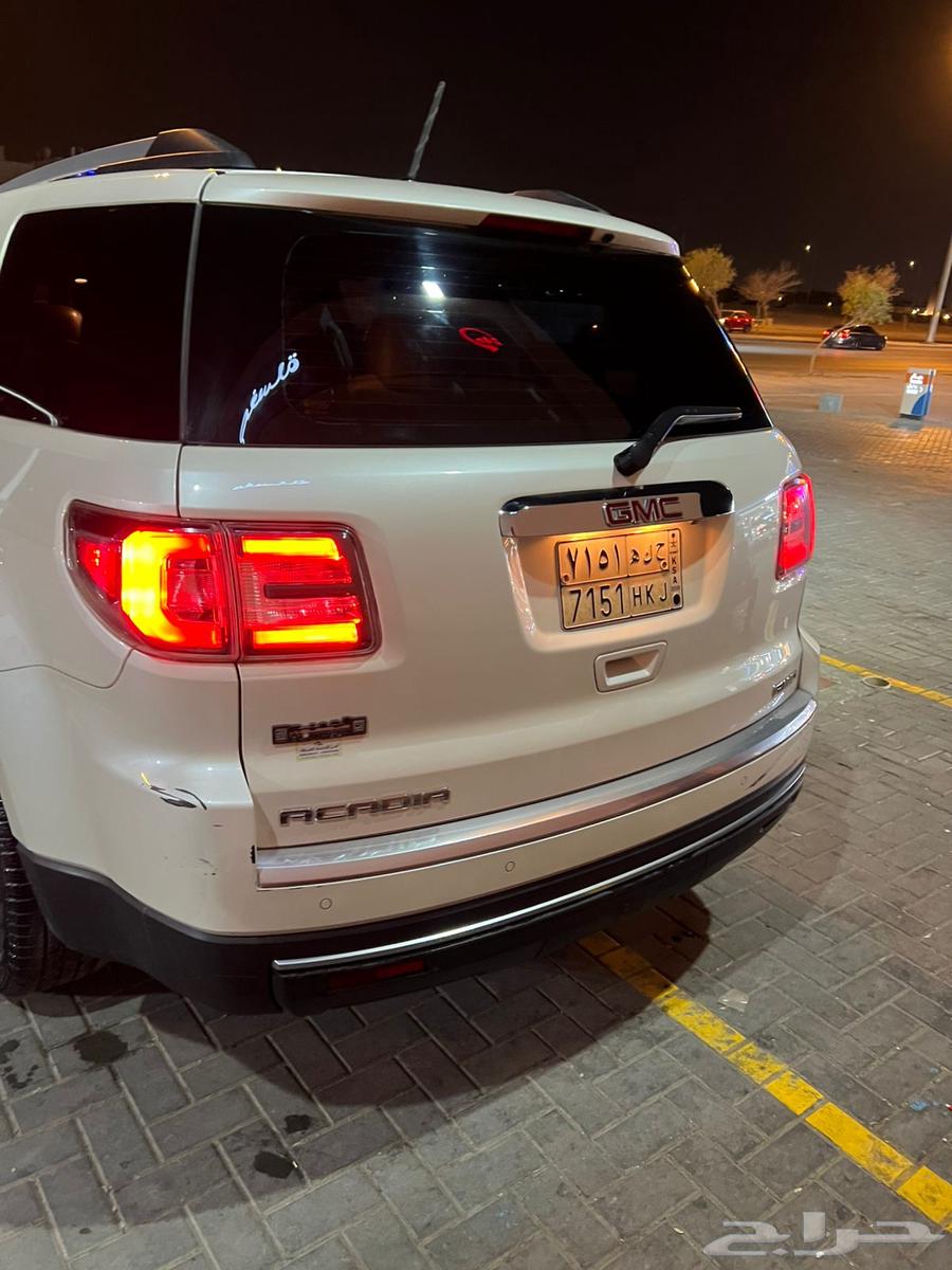 GMC Acadia64101915850369112