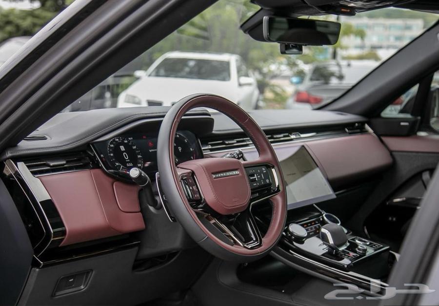 Range Rover Sport 2023 P400 Interior Maroon Semi-New64101913335938114