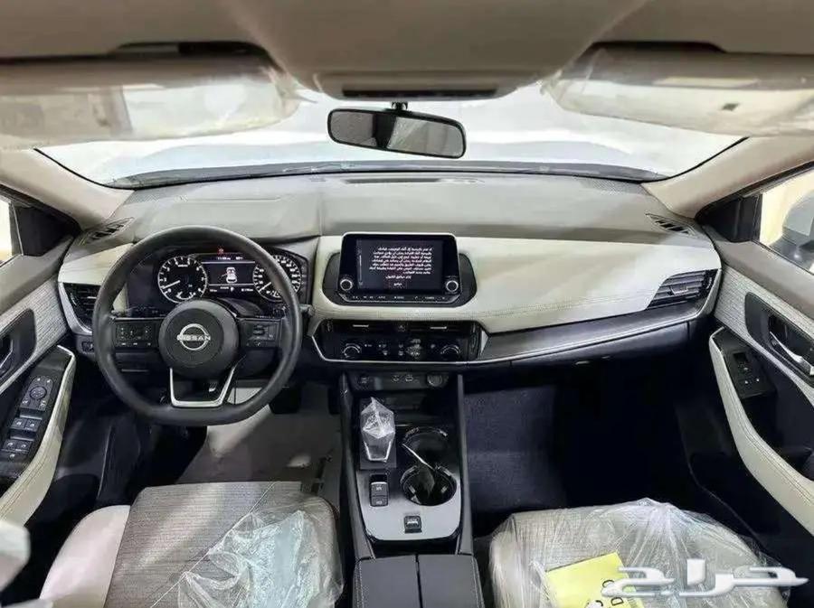 نيسان اكس تريل 7 مقاعد 202564102015045635114