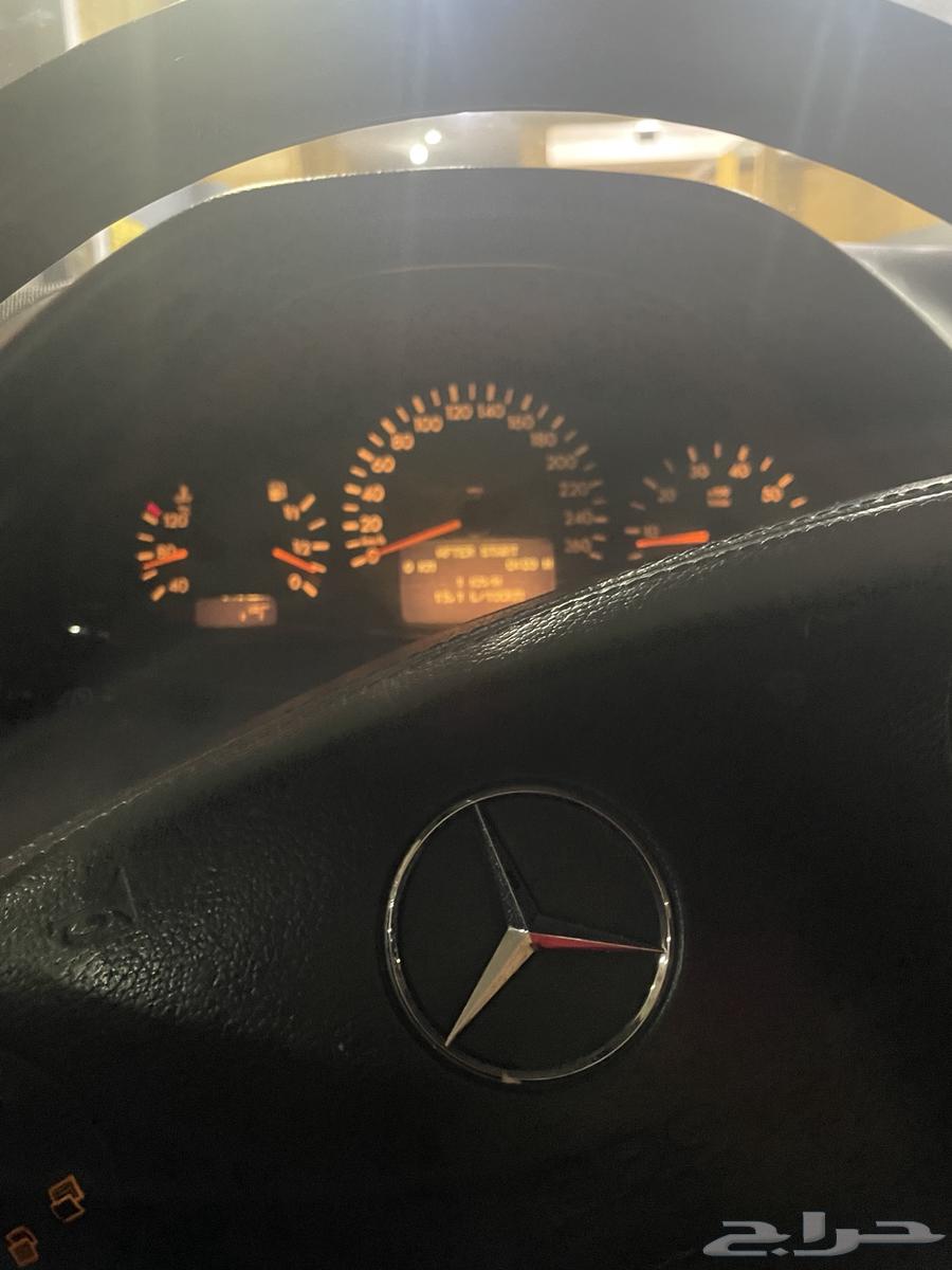 Mercedes Abu Ayoun 240 E64107166713731111