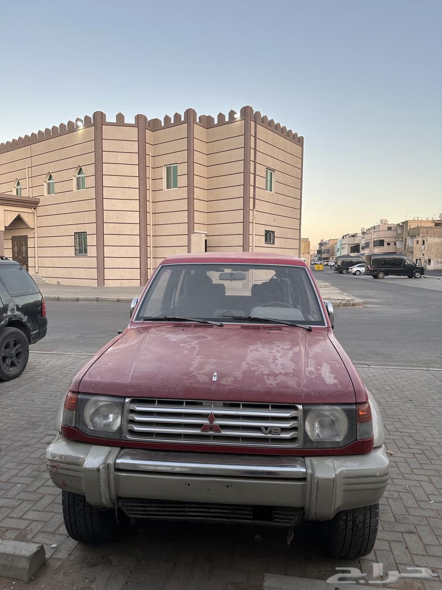 جيب باجيرو للبيع تشليح ( تم اسقاط اللوح )64104703545603111