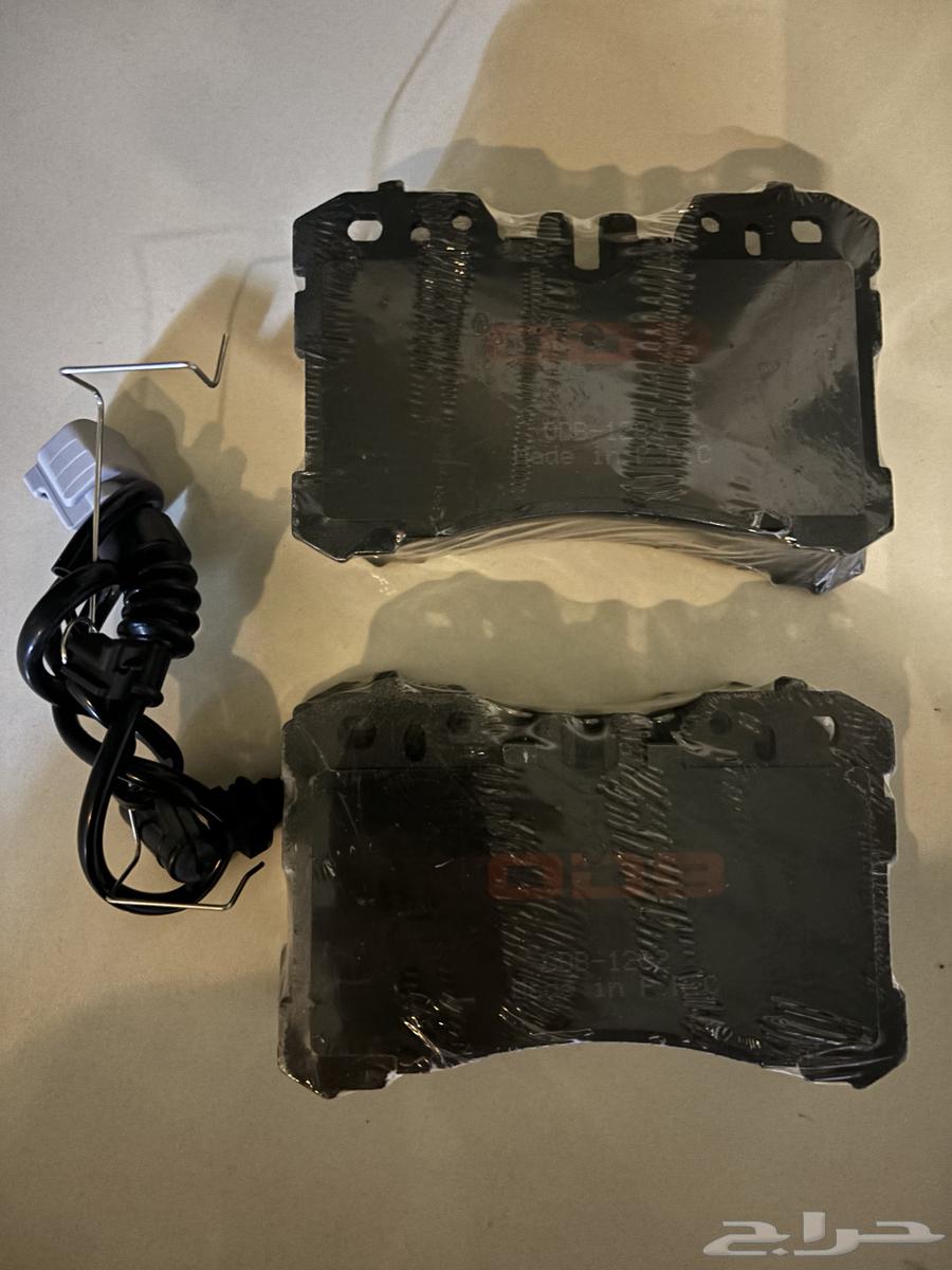 Lexus LS460 Brake Pads with Front and Rear Sensors64101906006018110