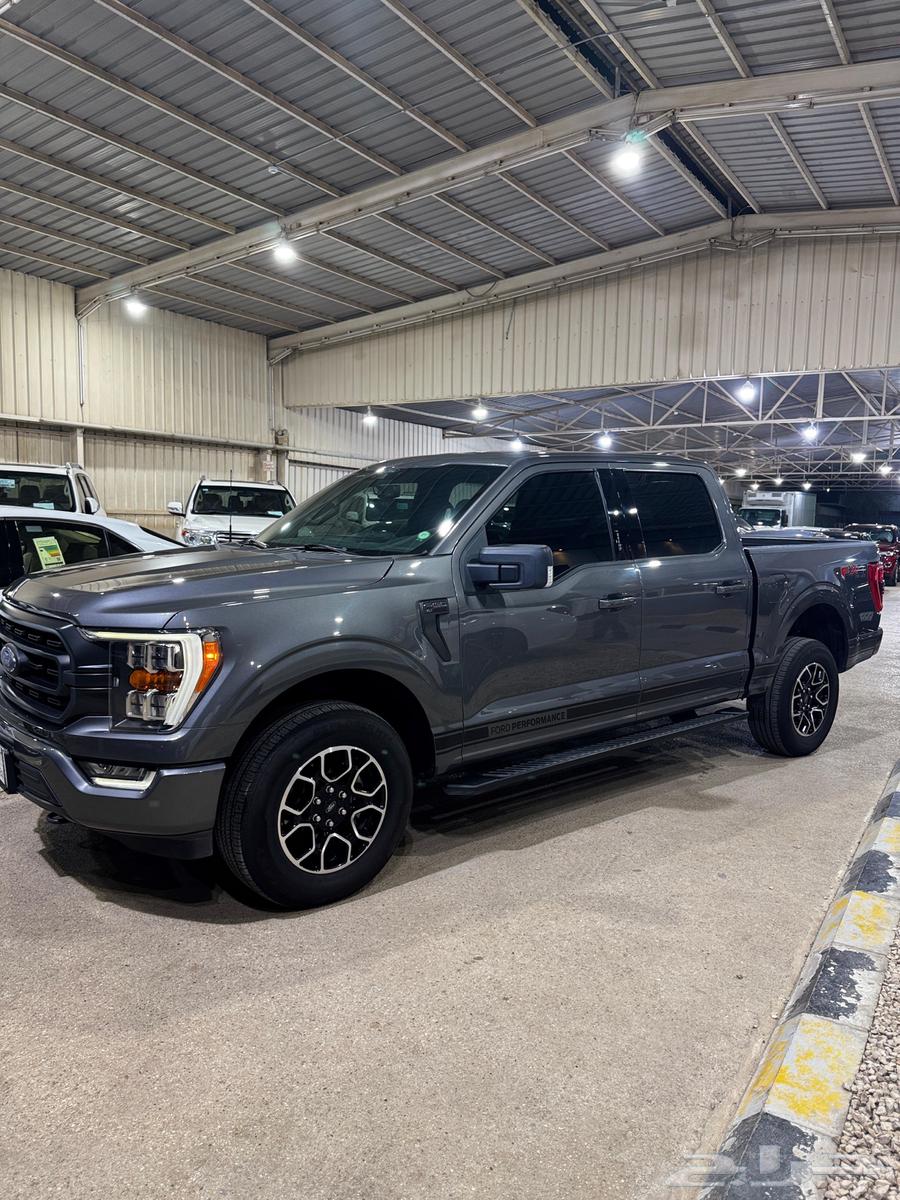 Ford F150 Double Cab 8 Cylinder Full Body and Engine Agency ((Sold))64101907385089111