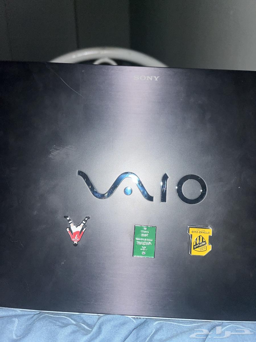 Laptop63876088430978114