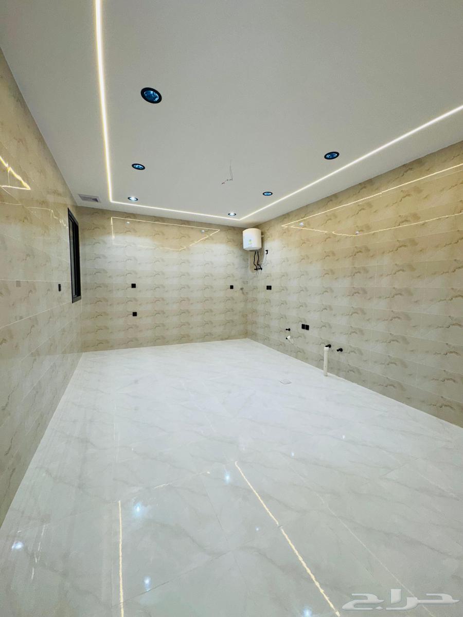 Villa for sale in Taif, Al Rahab neighborhood, on two streets63612638530179114