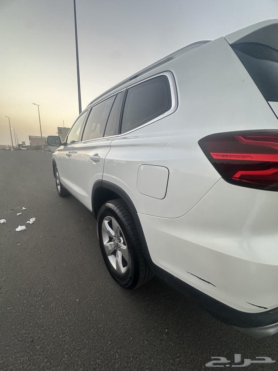 ام جي ار اكس 8 202064101911421057113