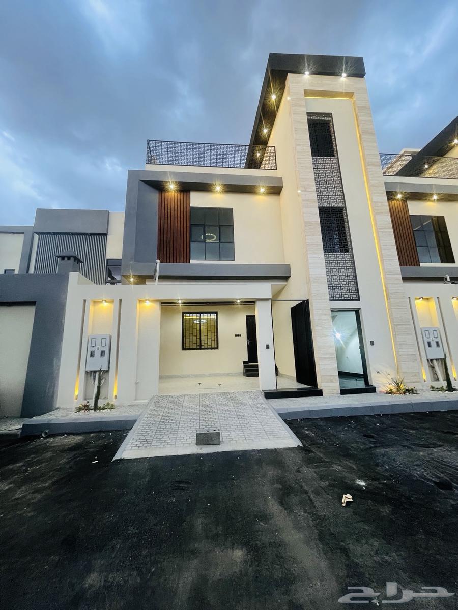 Ownership of land with courtyard, car entrance, VIP finishing, Abha Thursday Road63612637033730111