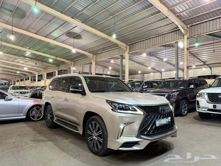Lexus LX570 201964101930022402112