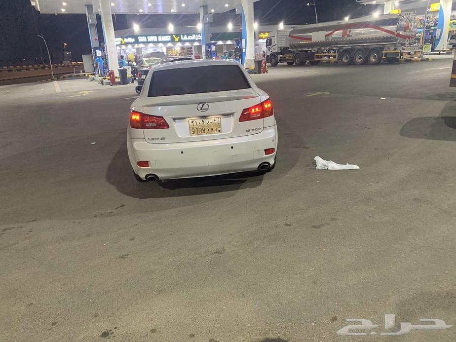 Lexus 300 LS. Gasoline. For sale64101905872386114