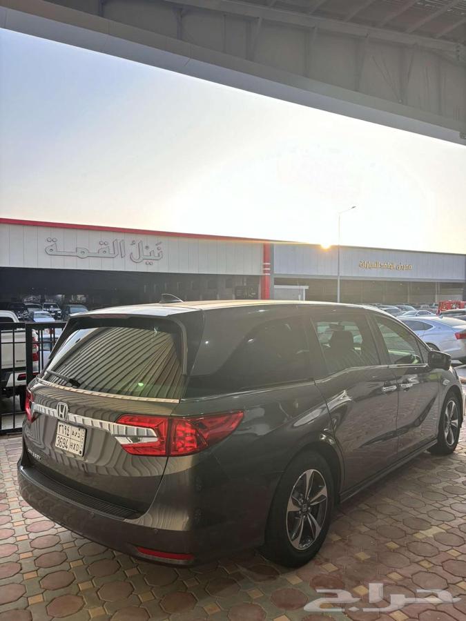 Sold64101917839489112