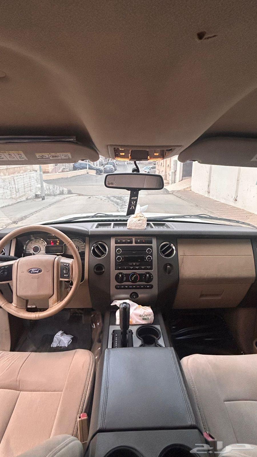 فورد اكسبيديشن64106606798467113