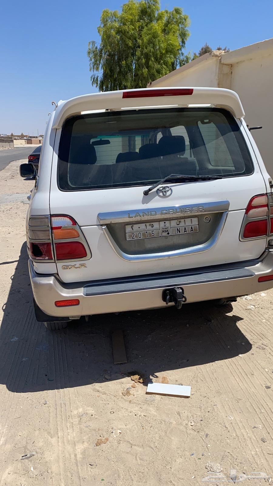 جيب صالون لاندكروزر64121970838403112