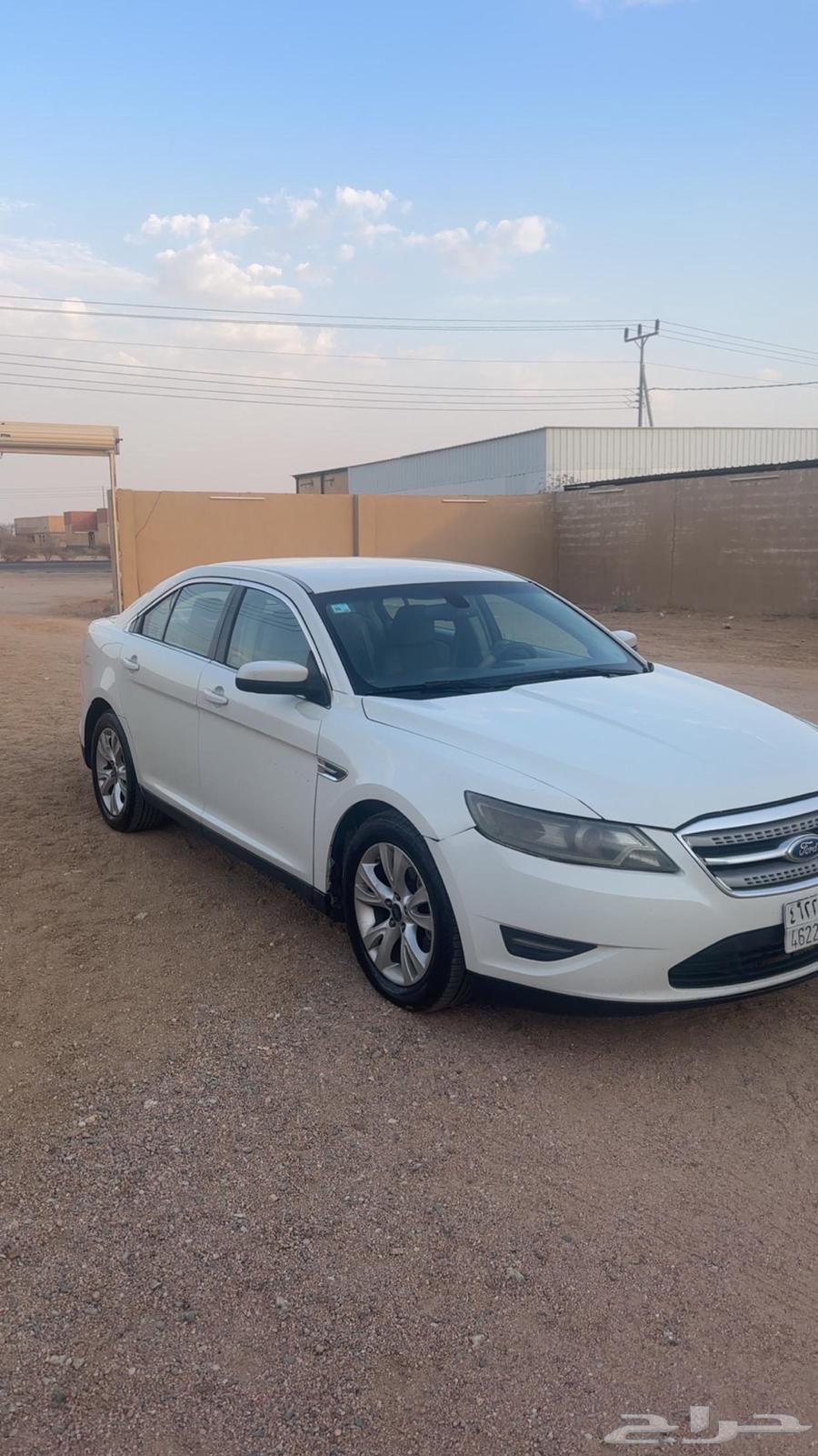 Ford Taurus64141468539905112