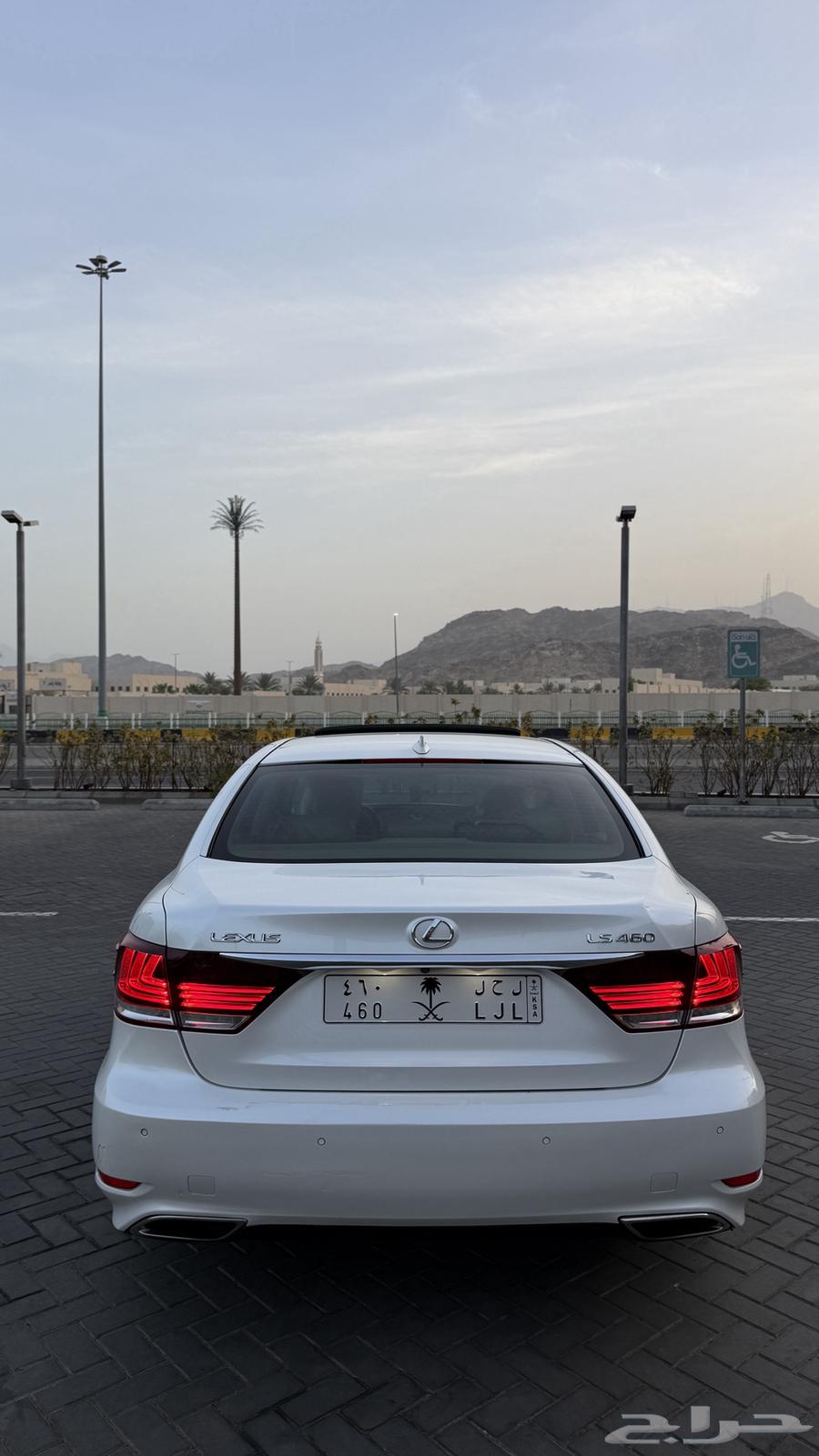 Lexus 46064141469054721113