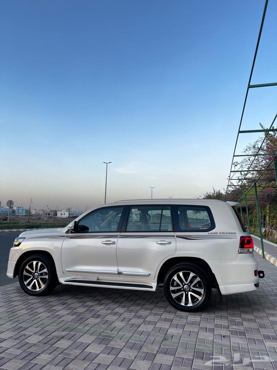Land Cruiser 2019 Turnq Storage63656352668673111