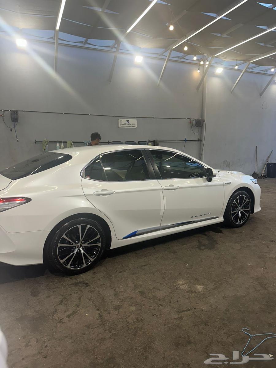 2020 Camry Hybrid64141473213954112