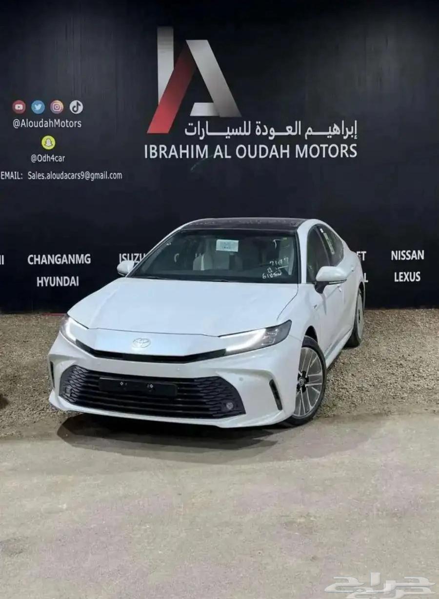 تويوتا كامري LE هايبرد64125806247811110