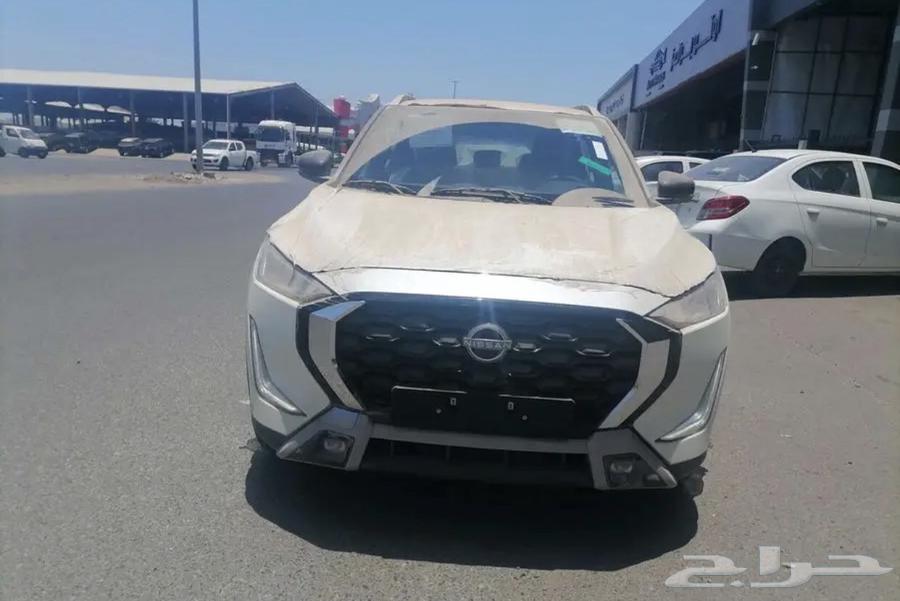 Nissan Magnite Standard Model 2025 Cash and Installment64121123261571112
