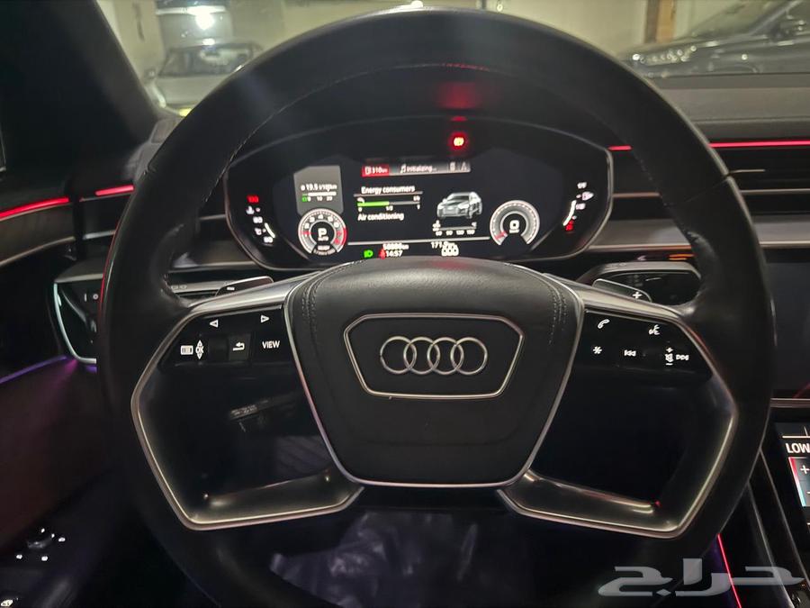 سيارة اودي A8L 2021 55tfsi قير مكينة كل شيء فيها نظيف64113371981442110