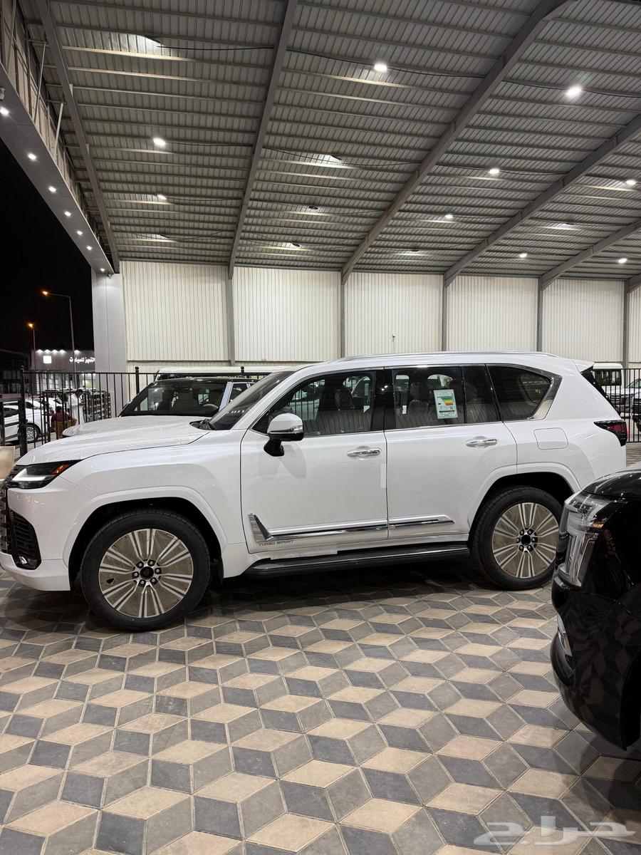 Lexus LX600 BB Model 2025 Full Gulf Specification64141480354177113