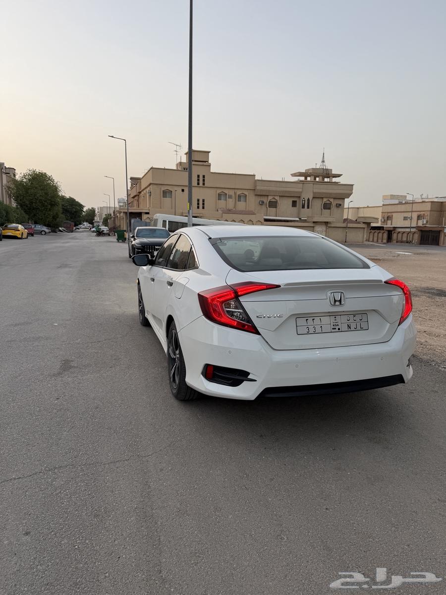 هوندا سيفيك 2018 نص فل64141466683394110