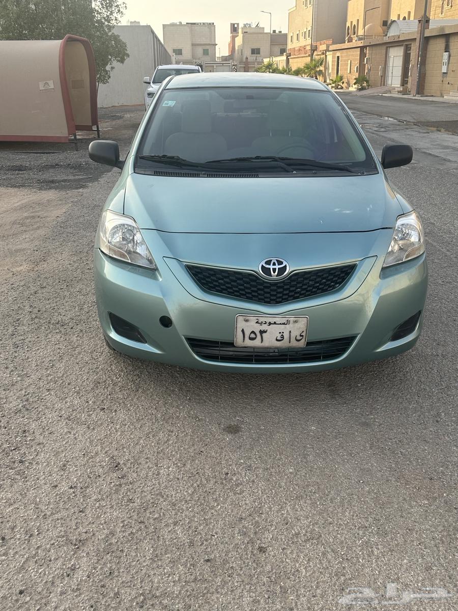 Yaris with low mileage64141478010113113