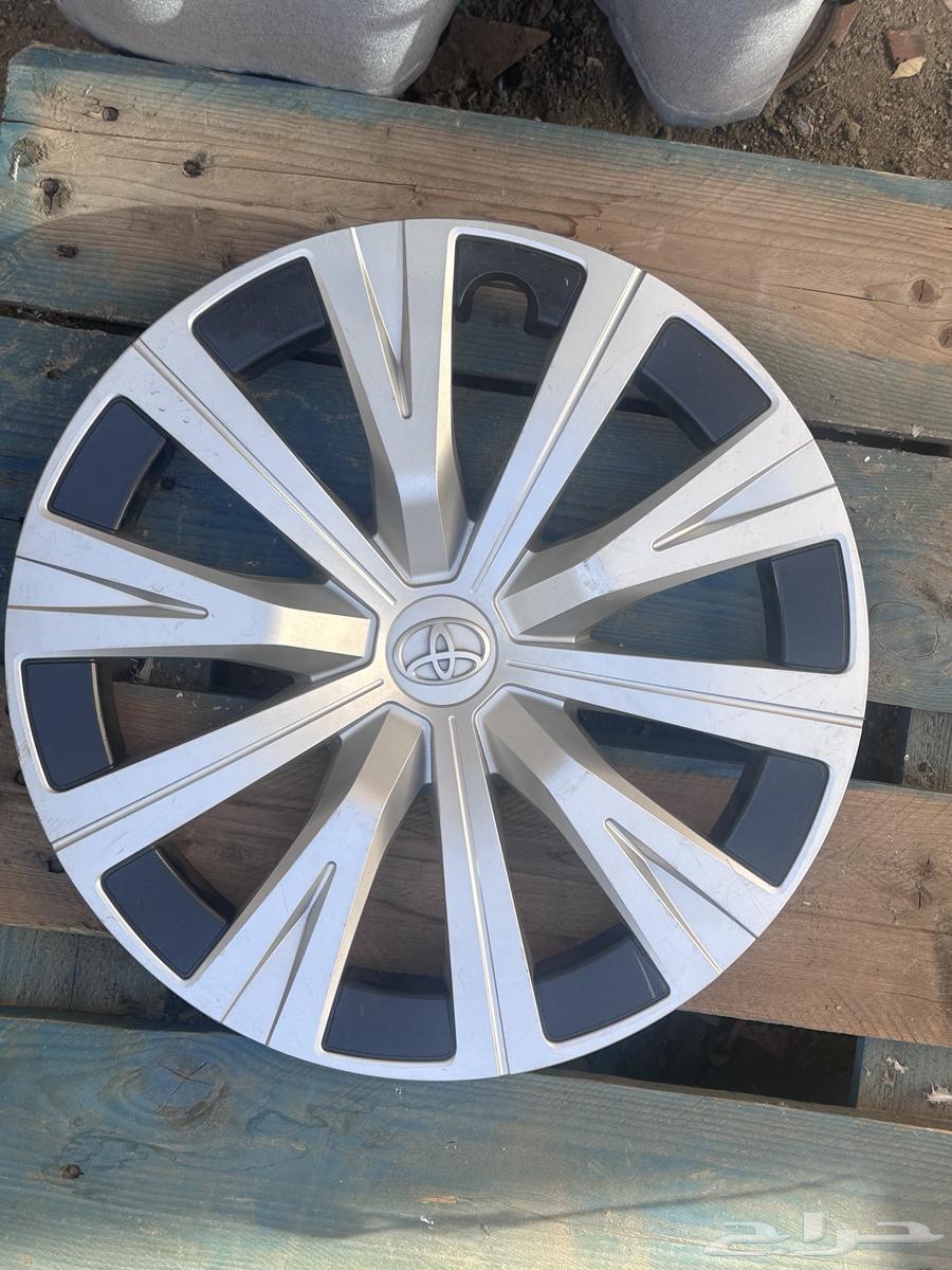 Toyota Camry from 18 to 2464130544944385112