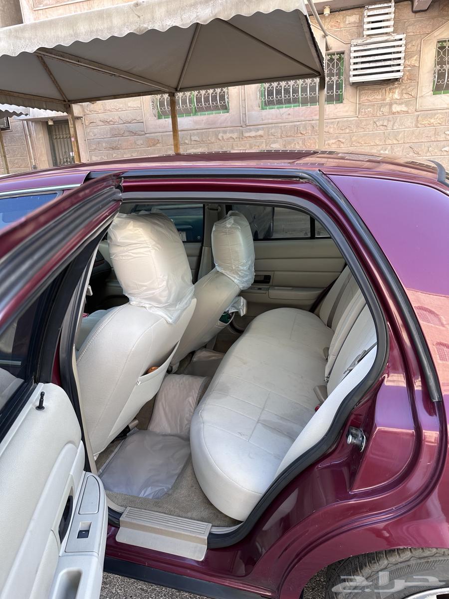 Ford Victoria American 201164141479911937113
