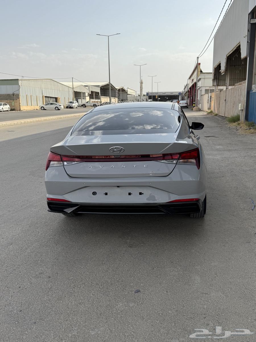 الانترا 2022 بنزين (( تم البيع والقادم اجمل بإذن الله )))64119527372546113