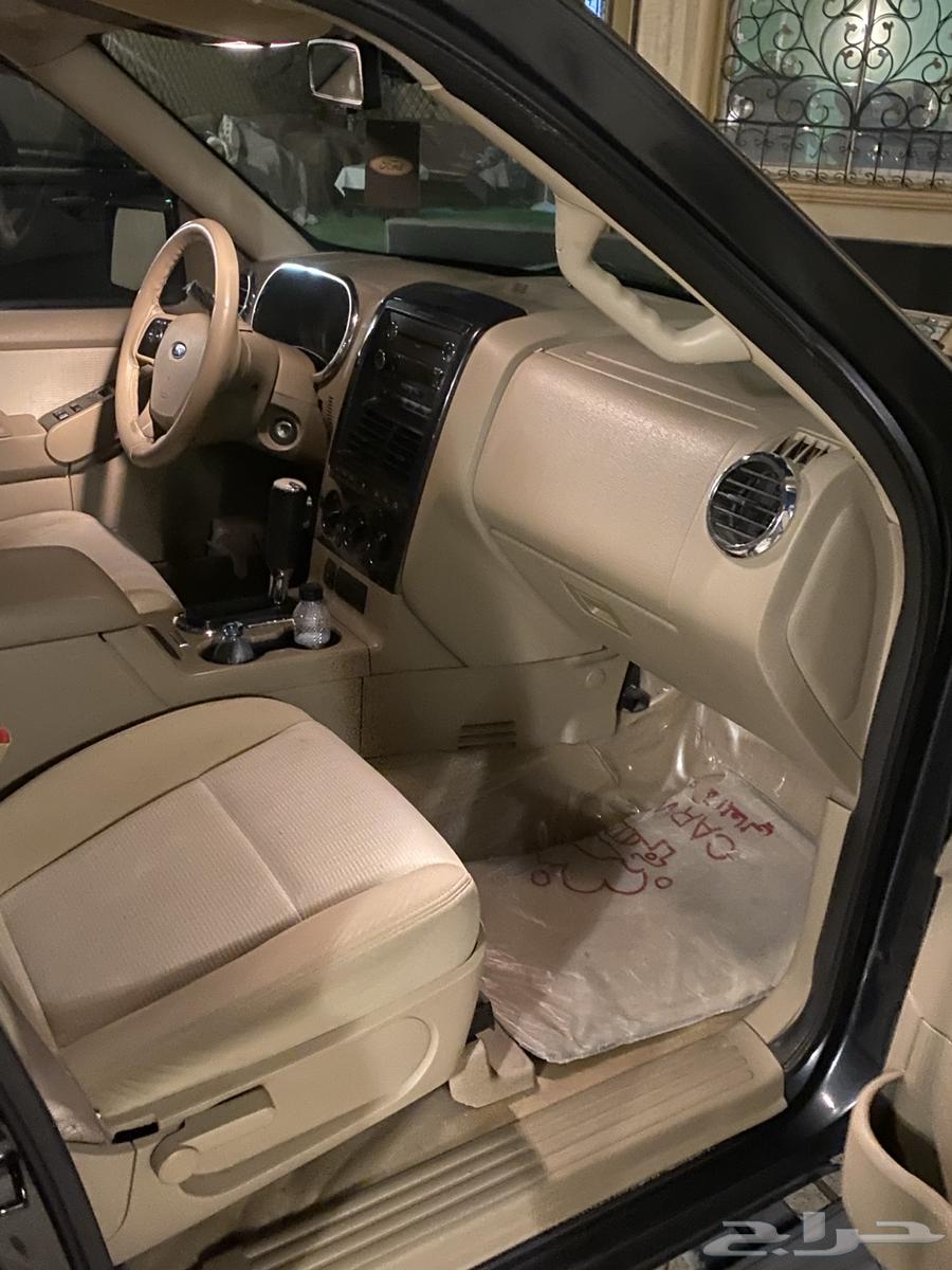 For sale Ford Explorer 2010 model, new registration, new inspection64141473013121111