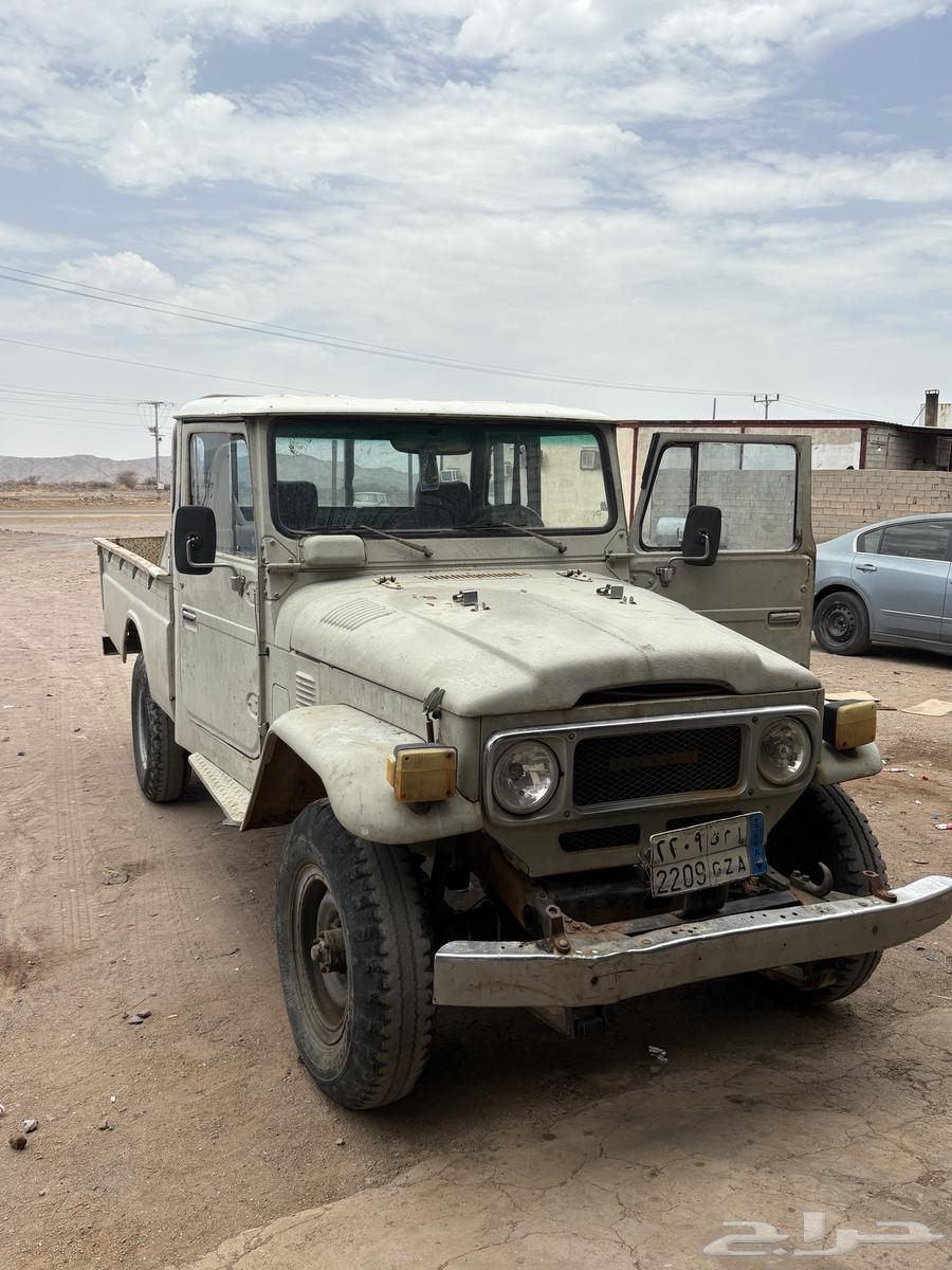 جيب موديل 80 نضيف ماعليك الا تشغل وتمشي64122262097794111