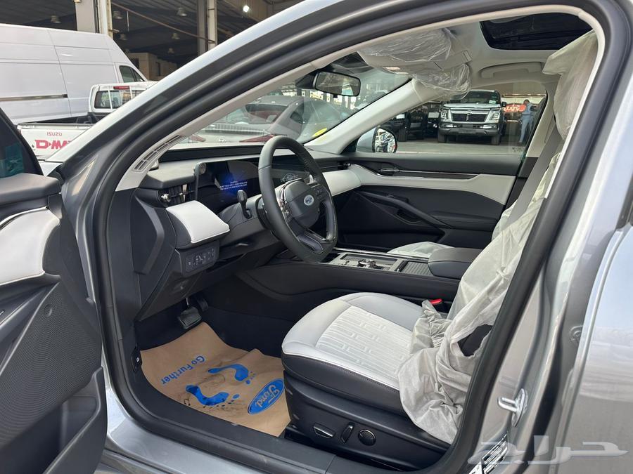 Ford Taurus Trend Model 2025 Cash or Installments64117232151043114