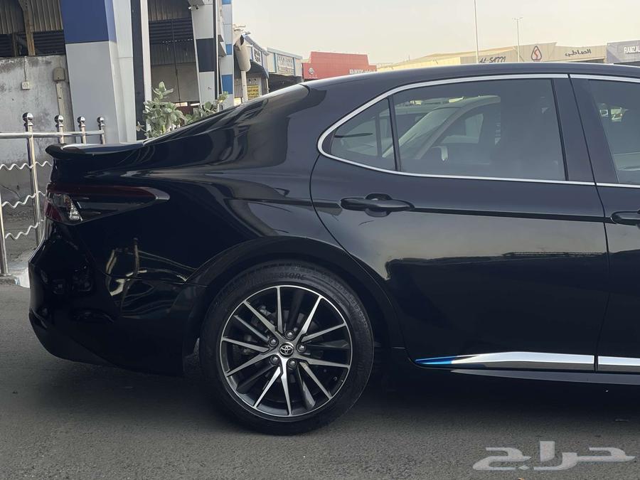 Toyota Camry 2024 GLE Hybrid64127498756867113