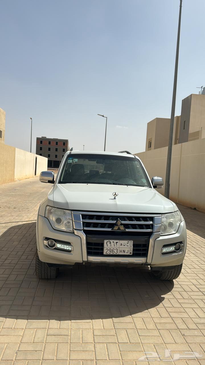 Pajero 2016 full option, excellent condition, required size 3800 agency64123964262659112
