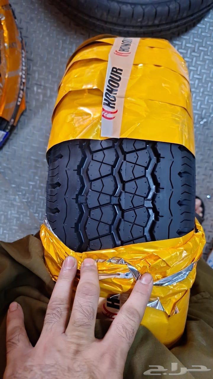 Helix Tires Yokohama Wide Line and Bridgestone Tires Agency64118970268675112