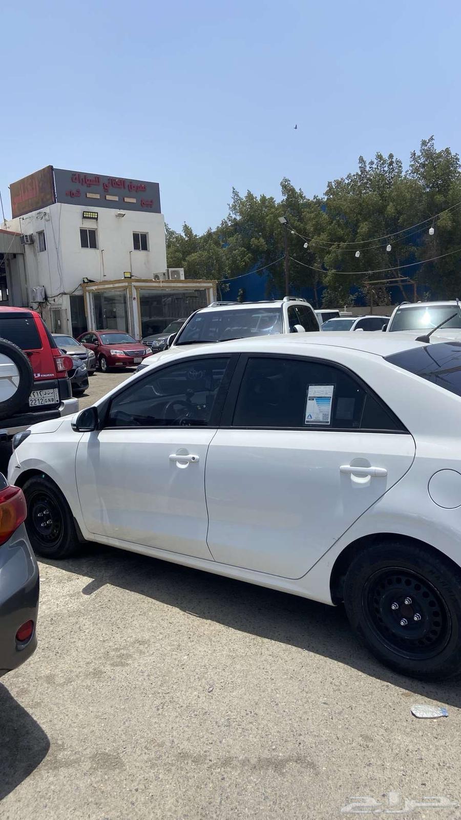 Kia Picanto 2023 model, 47,000 km driven, has 3 scratches64160754309763111