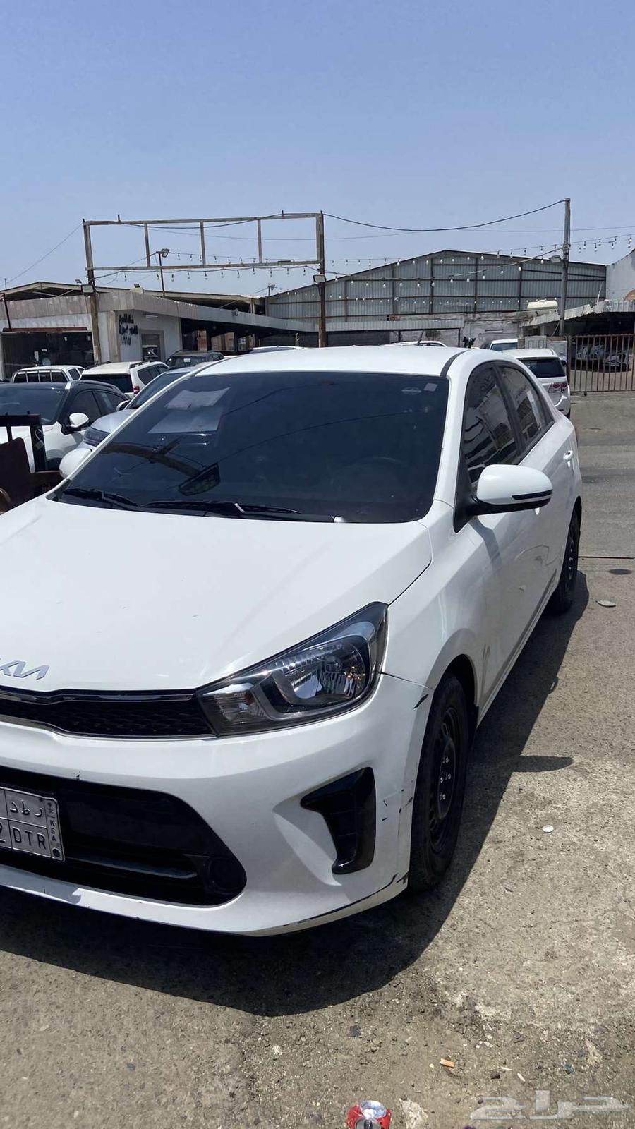 Kia Picanto 2023 model, 47,000 km driven, has 3 scratches64160754309763114