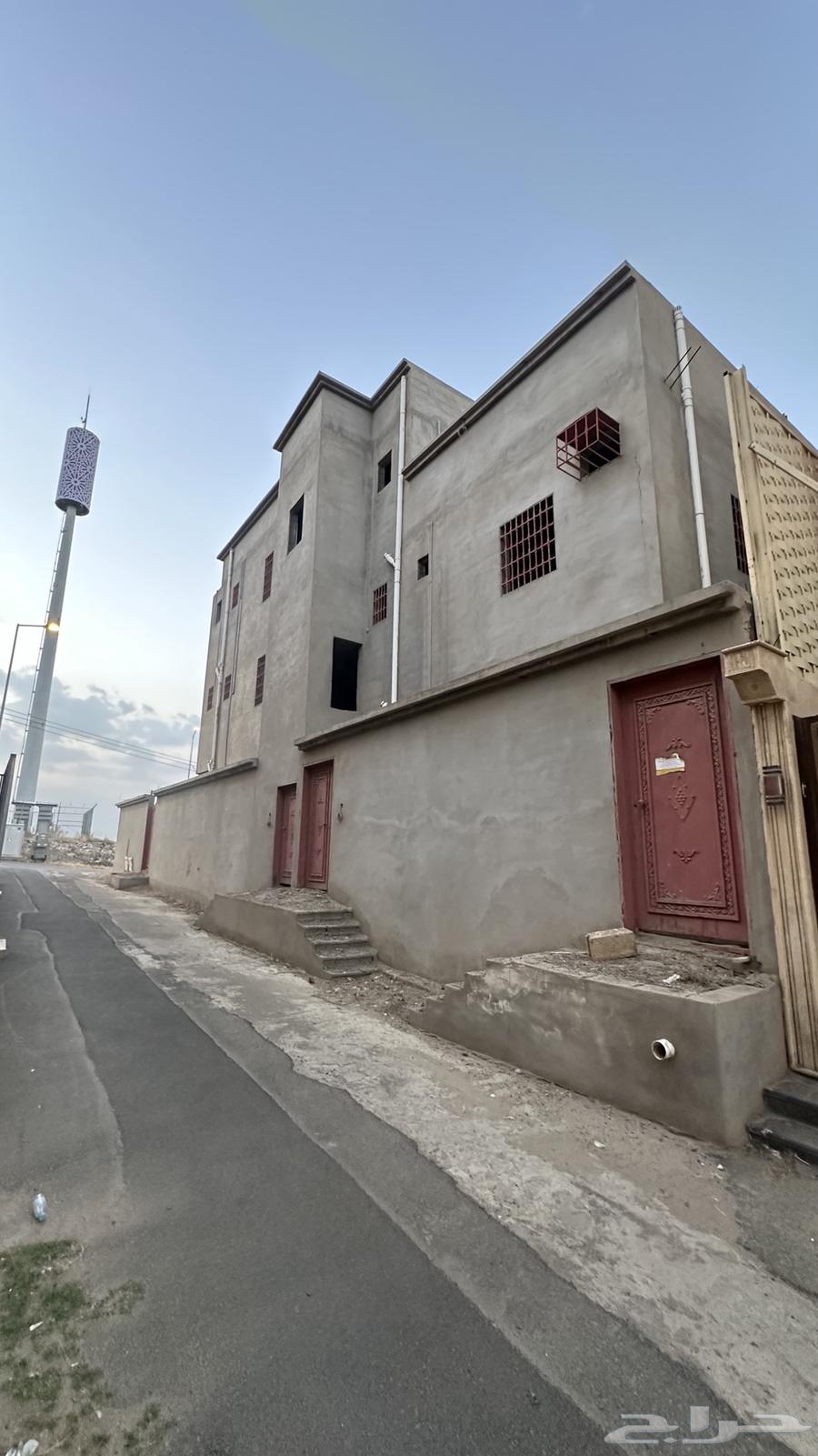 For sale: two-story villa with two apartments, Al-Wusam neighborhood, Khamis Mushait63612651265794111