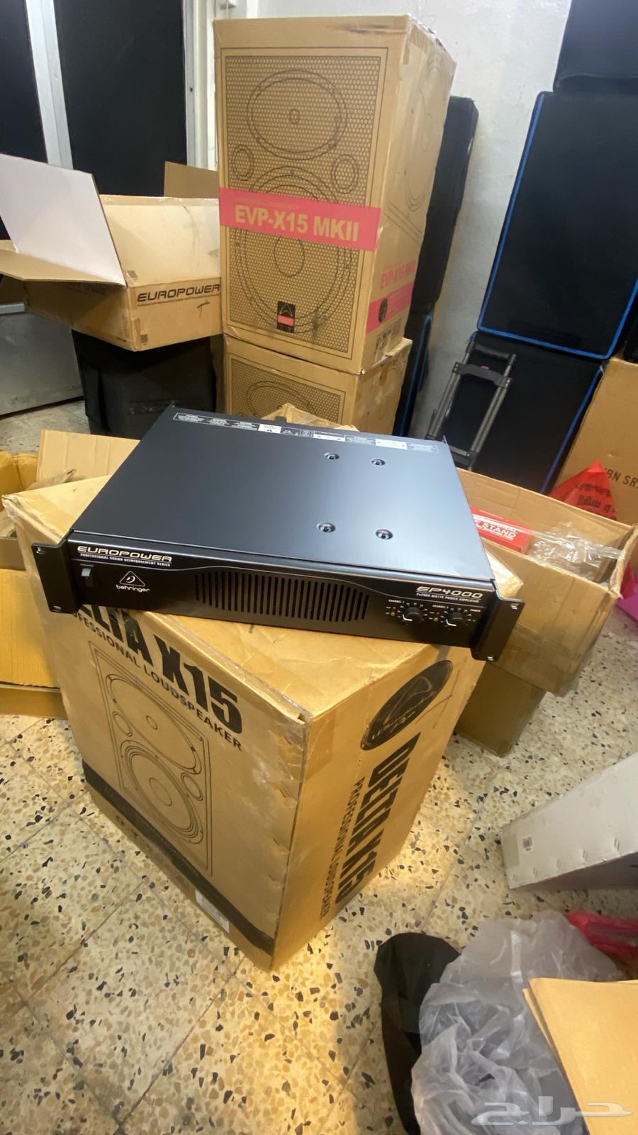 Behringer Amplifier Fire63921254922242111