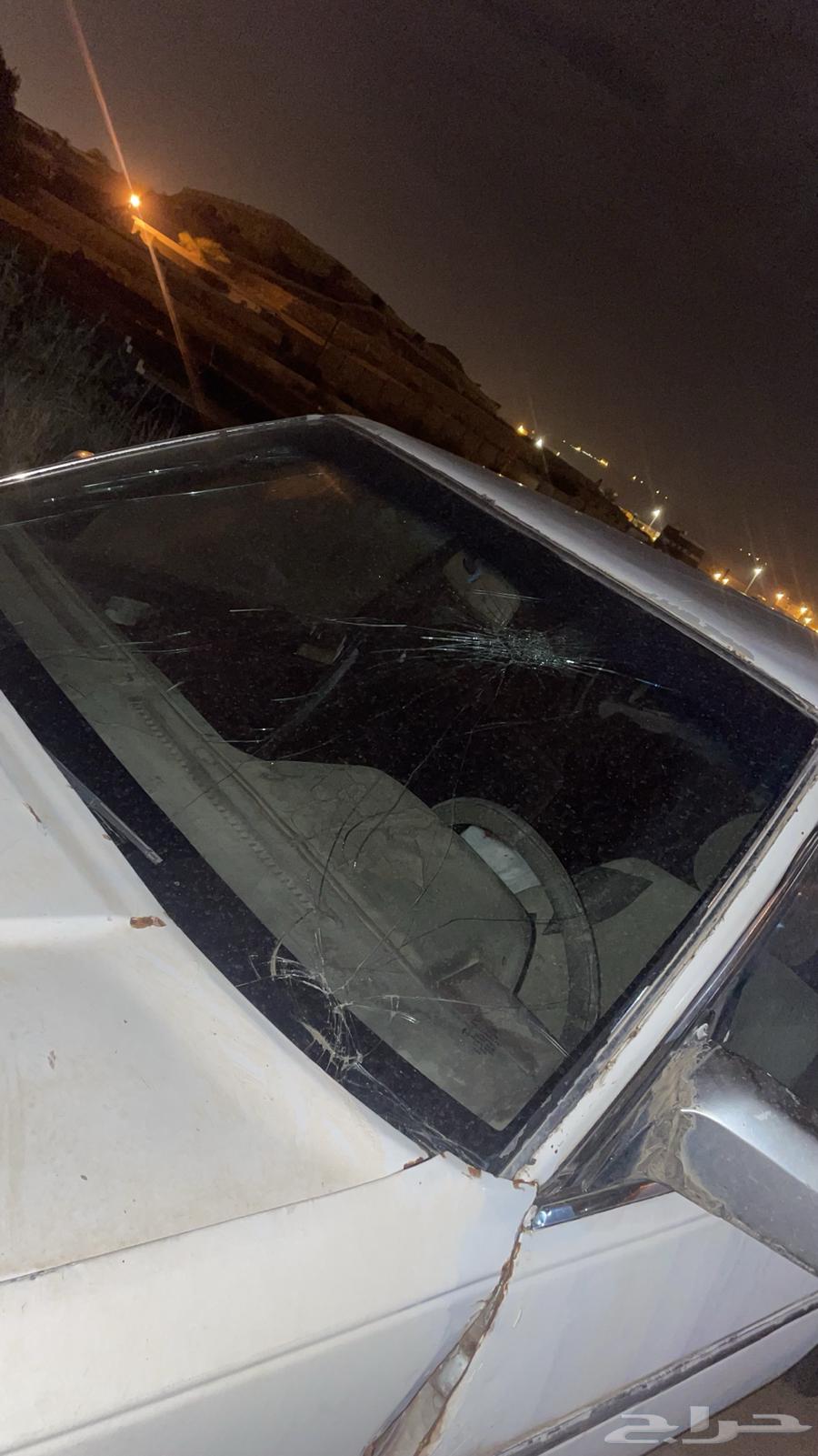 لوحه مميزه مع اسياره64167299176322111