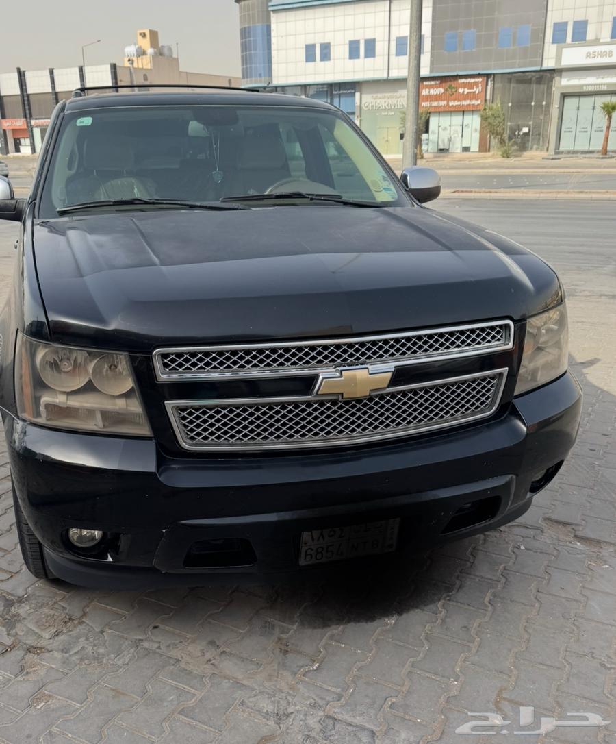 Chevrolet Tahoe LT 2011 Black Double Cab Short64142846174977112