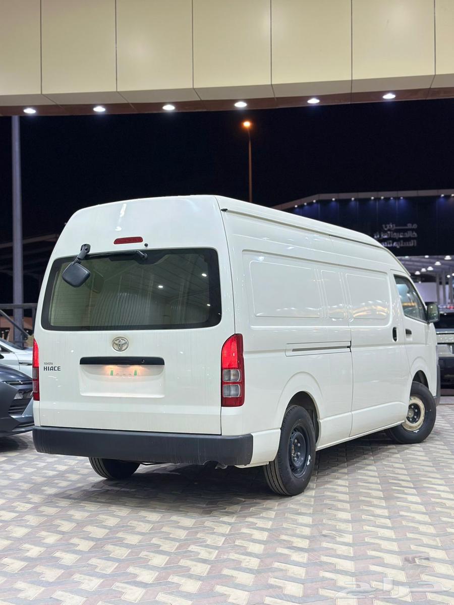 High Bus for Passengers and Cargo, All Sizes Available at Lowest Prices64142173384194113