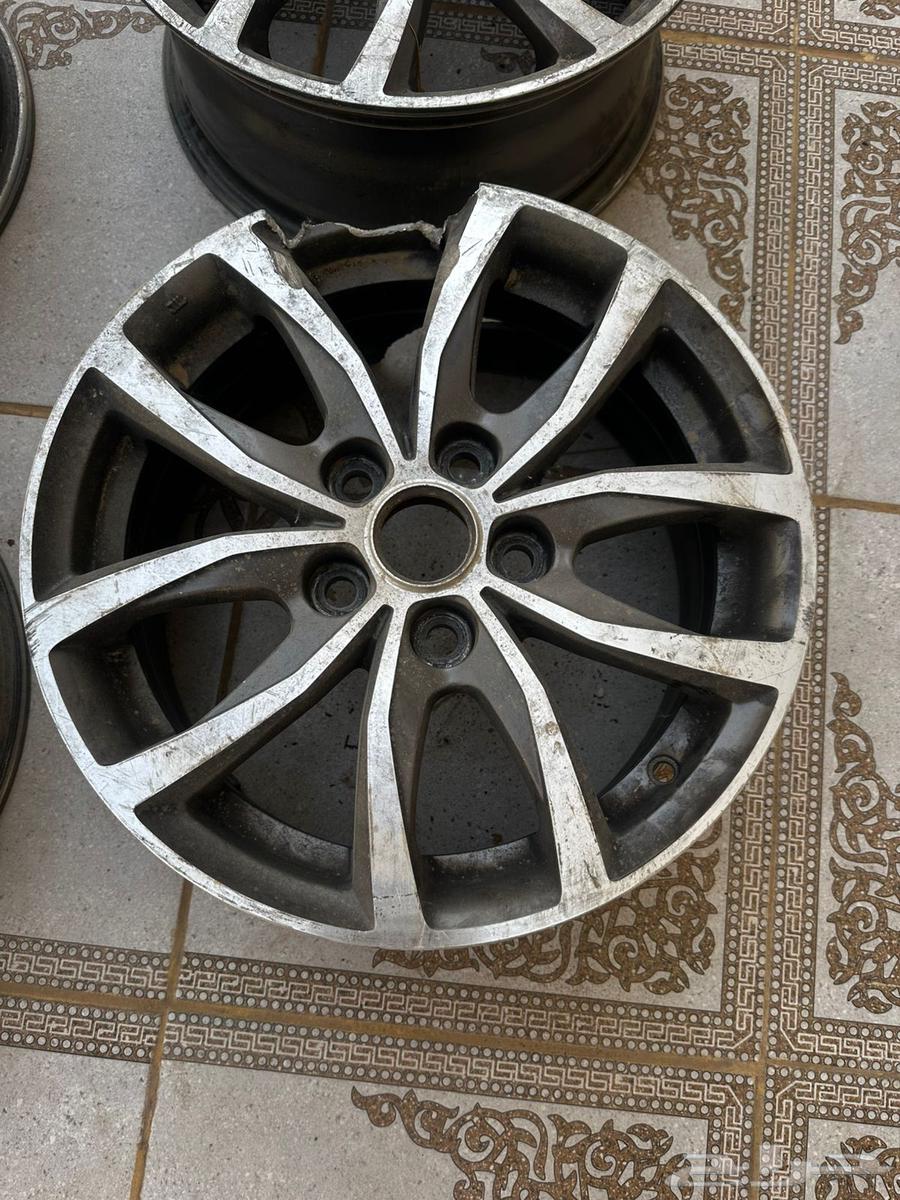For sale 2017 Camry chrome rims64144313059841114