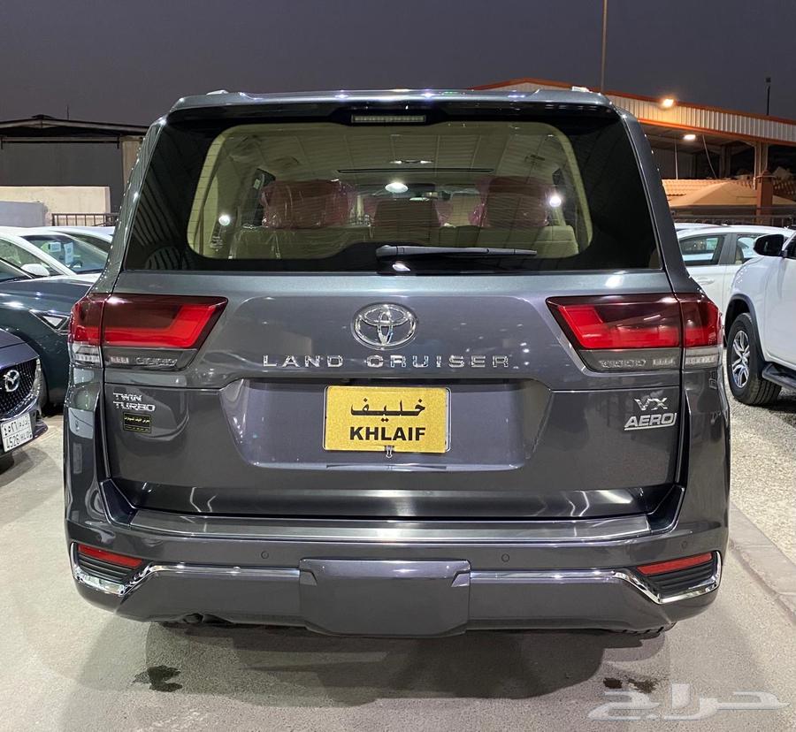 Toyota Land Cruiser VX Model 202264141486987011113